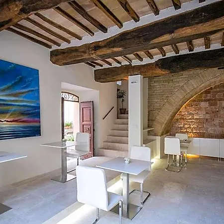 Degli Affreschi 3*