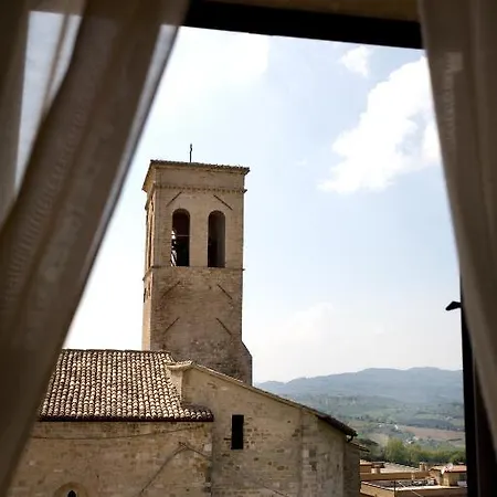 Hotel Degli Affreschi 3*