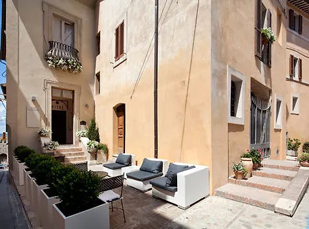 Degli Affreschi 3* Montefalco